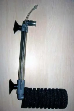 Air-driven sponge filter